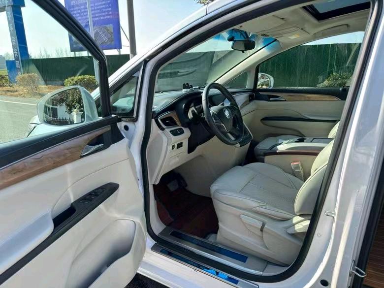 盐城19年别克GL84