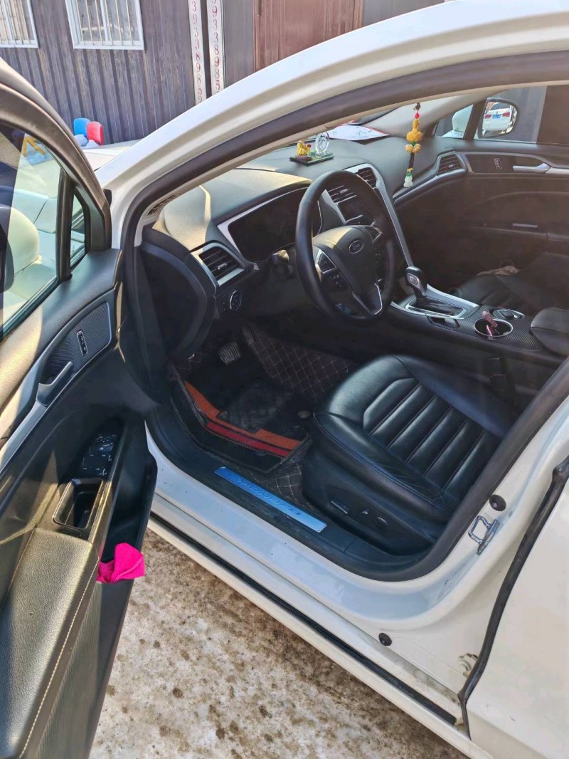 保定16年福特蒙迪欧5