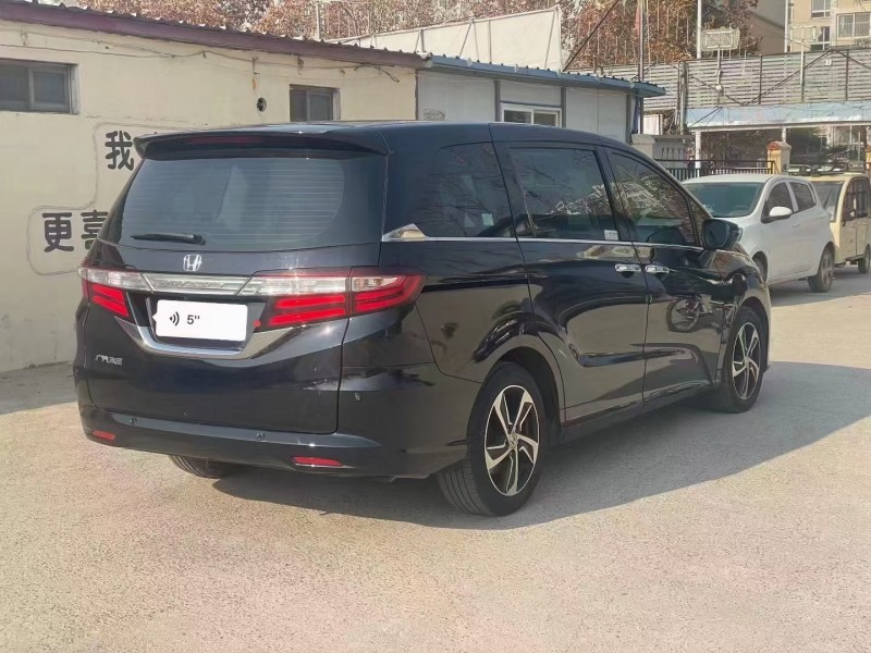 济宁18年本田奥德赛7
