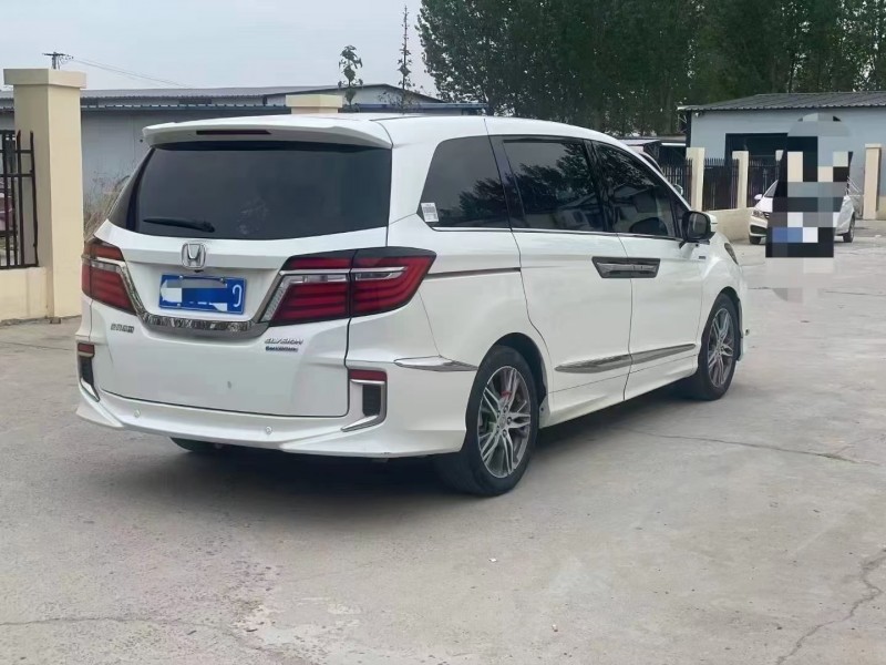 济宁20年本田艾力绅8