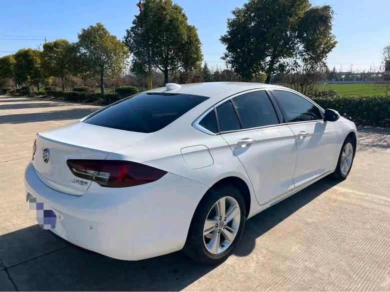 盐城19年别克君威3