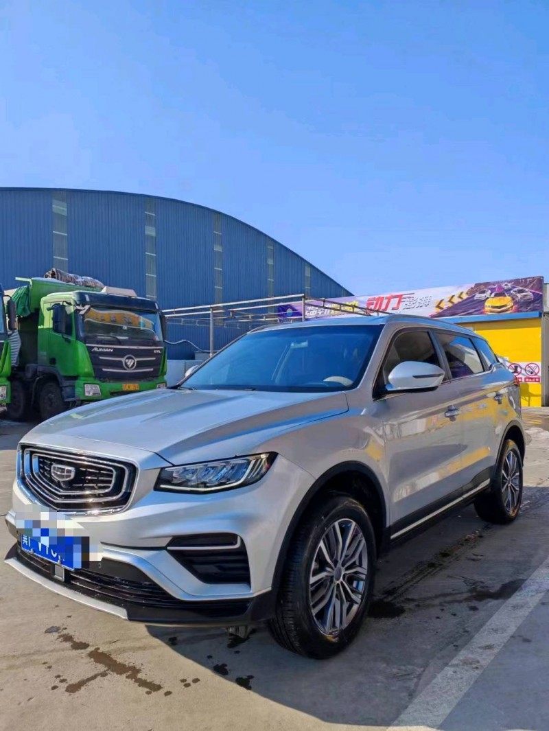 保定21年吉利博越3