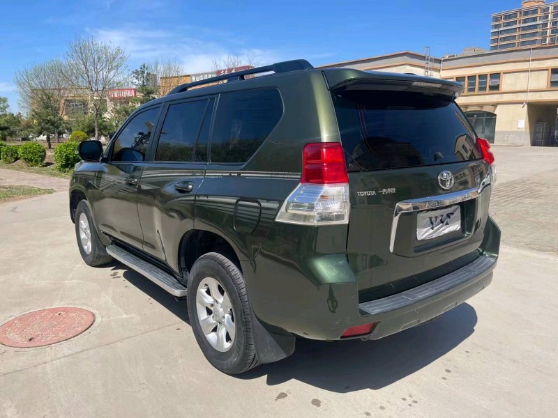保定13年丰田普拉多4