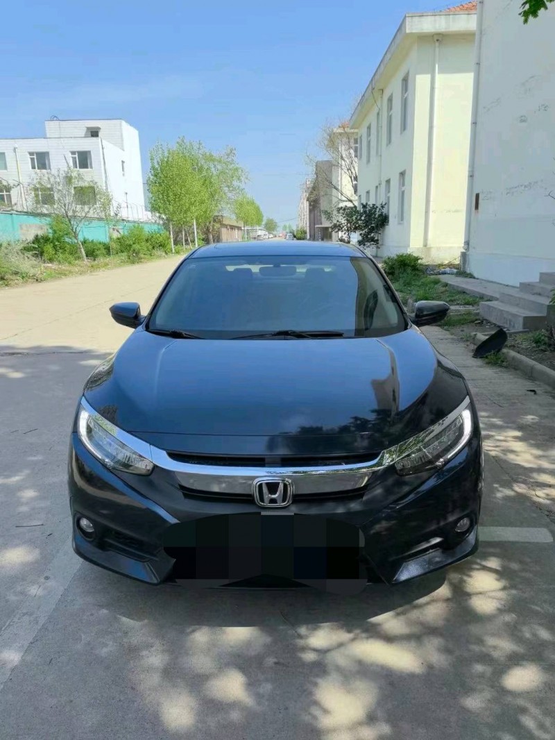 东营17年本田思域1