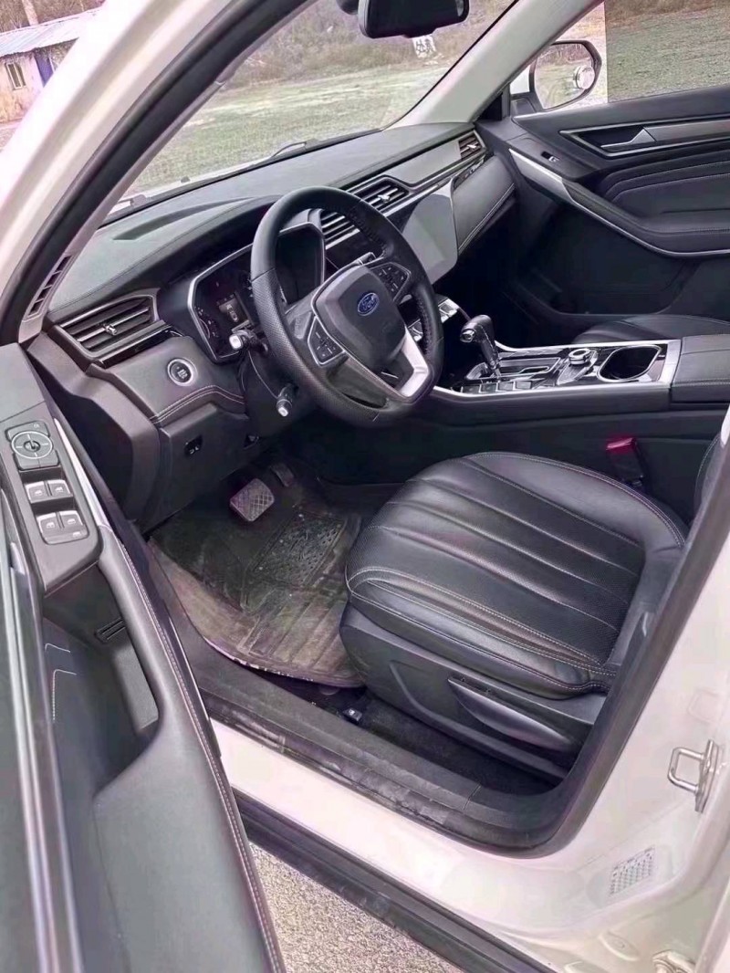 邢台21年福特领界7