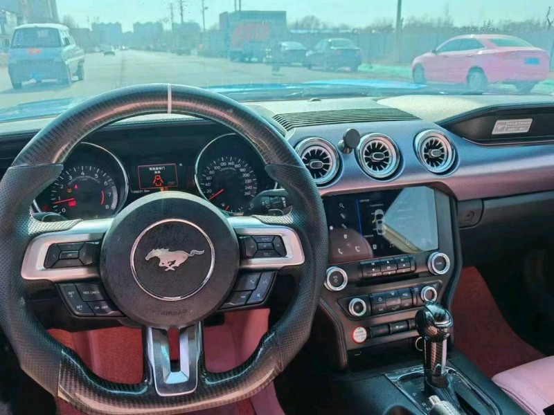 东营17年福特野马7