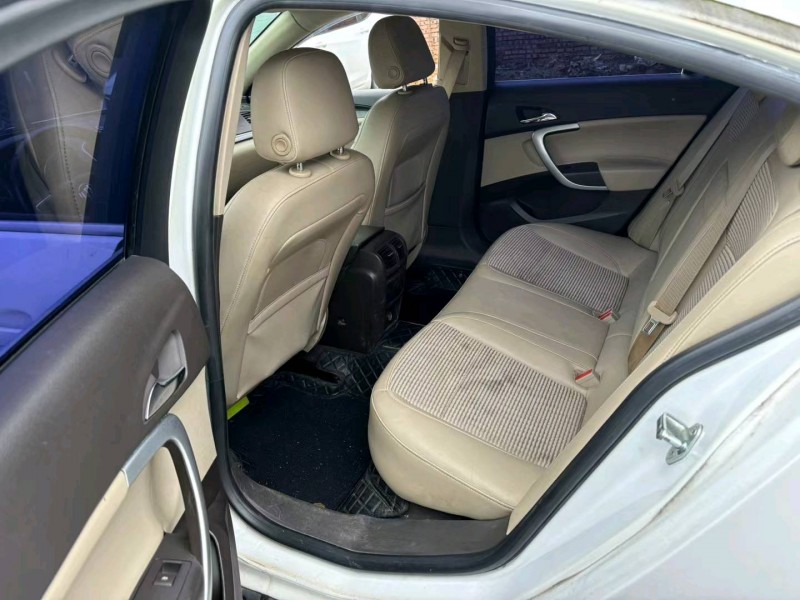 宜春14年别克君威6