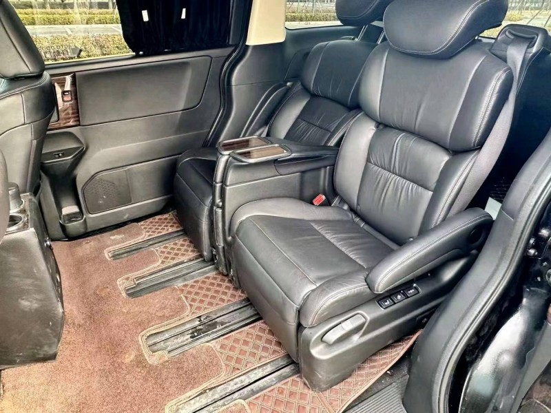 苏州19年本田艾力绅6