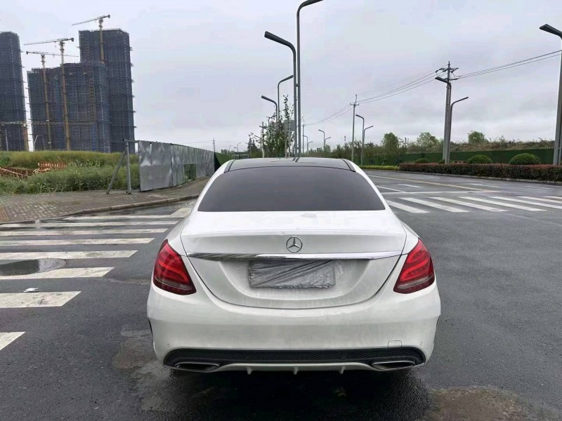 苏州17年奔驰C5