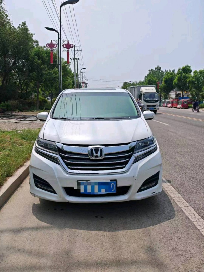 东营18年本田艾力绅1