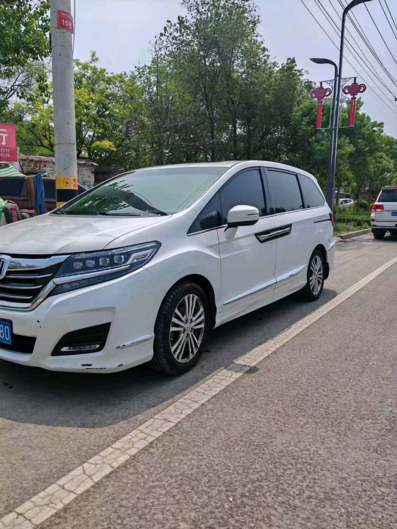 东营18年本田艾力绅2