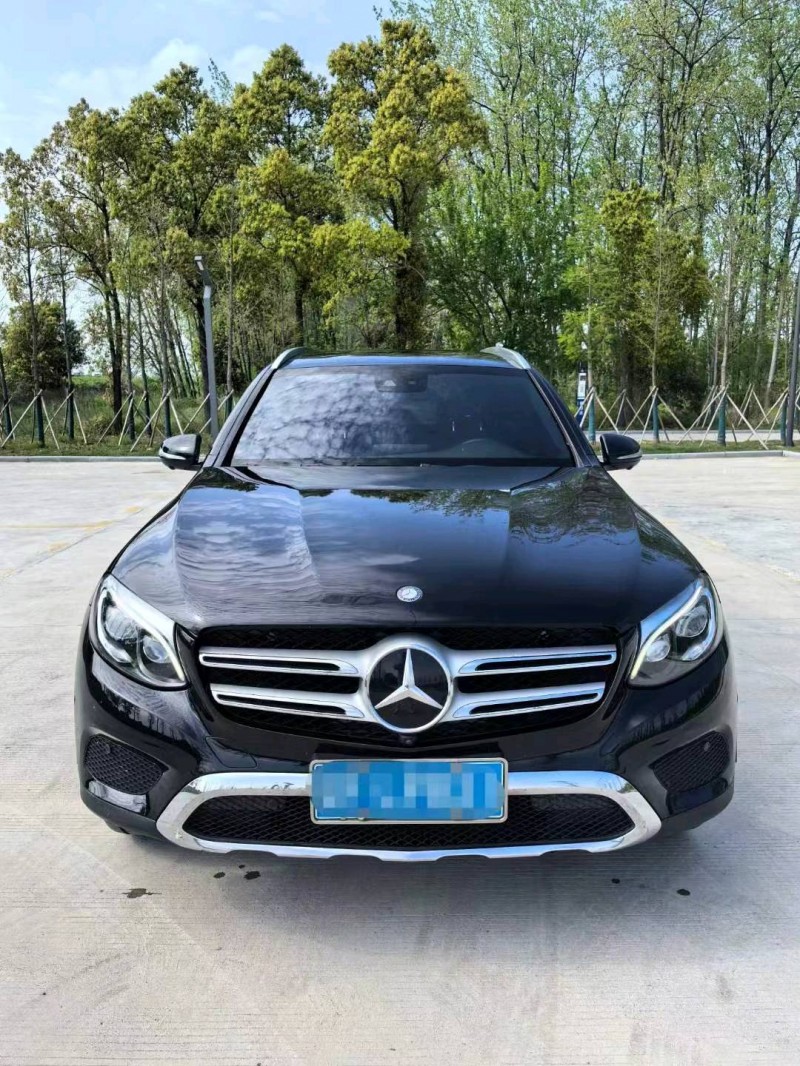 宜昌16年奔馳GLC1