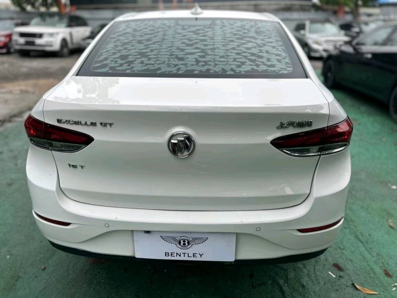 广州18年别克英朗5