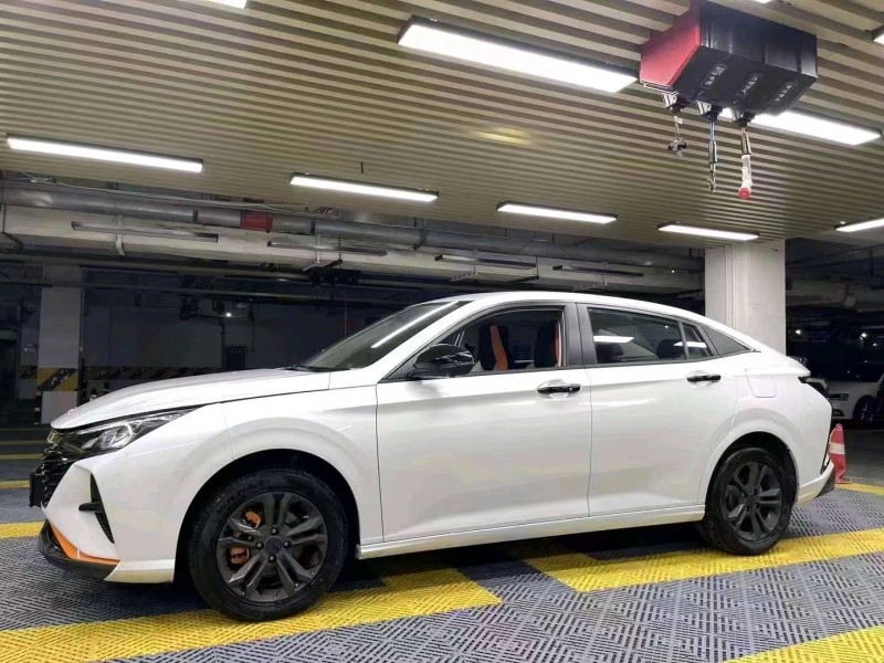 成都22年东风奕炫3