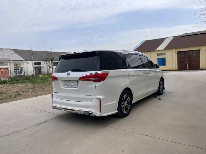 徐州18年别克GL83