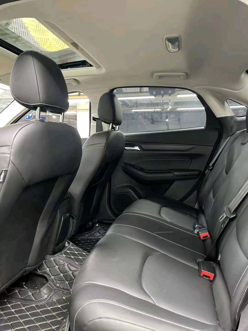 成都22年福特福睿斯7