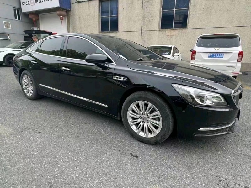 东营16年别克君越5