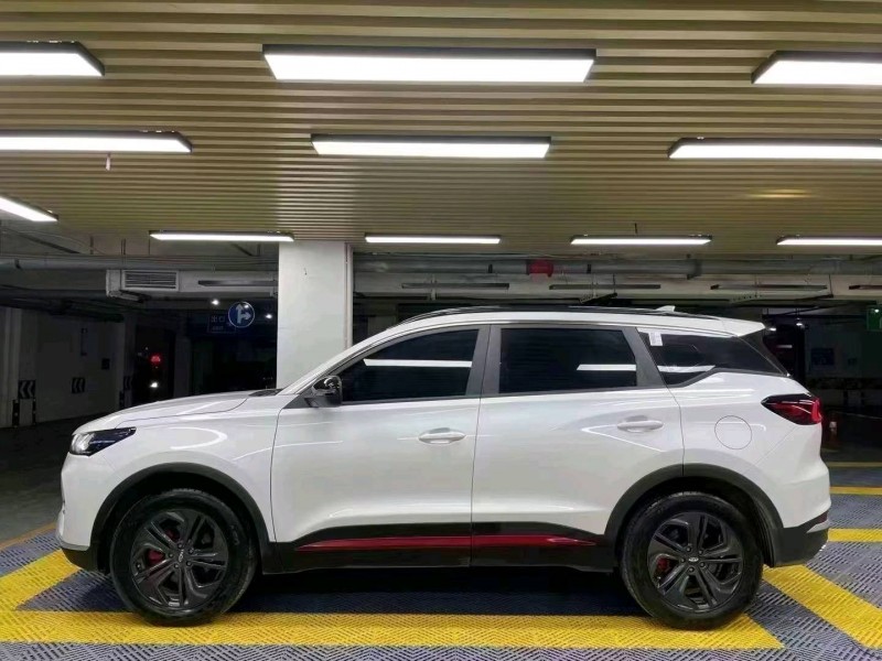 成都22年奇瑞瑞虎73