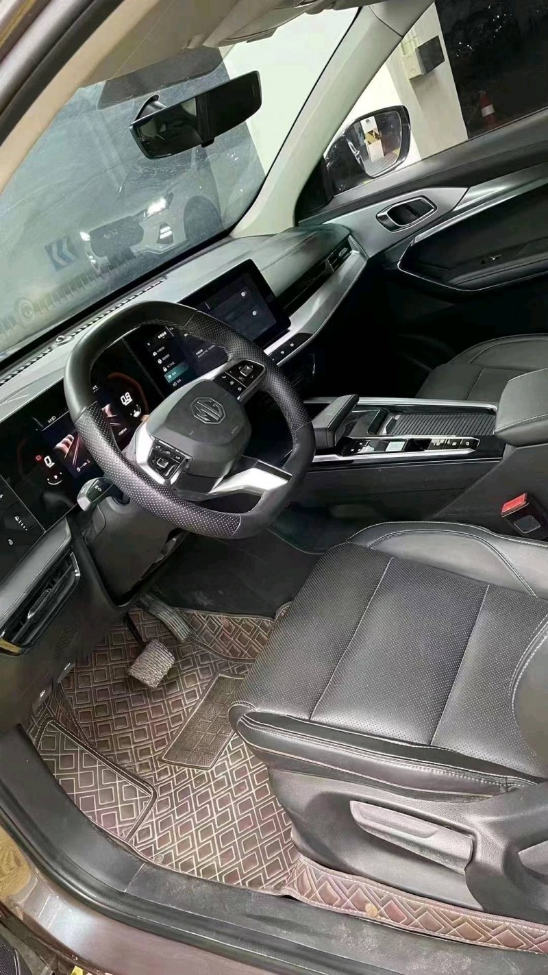 成都22年名爵ONE5