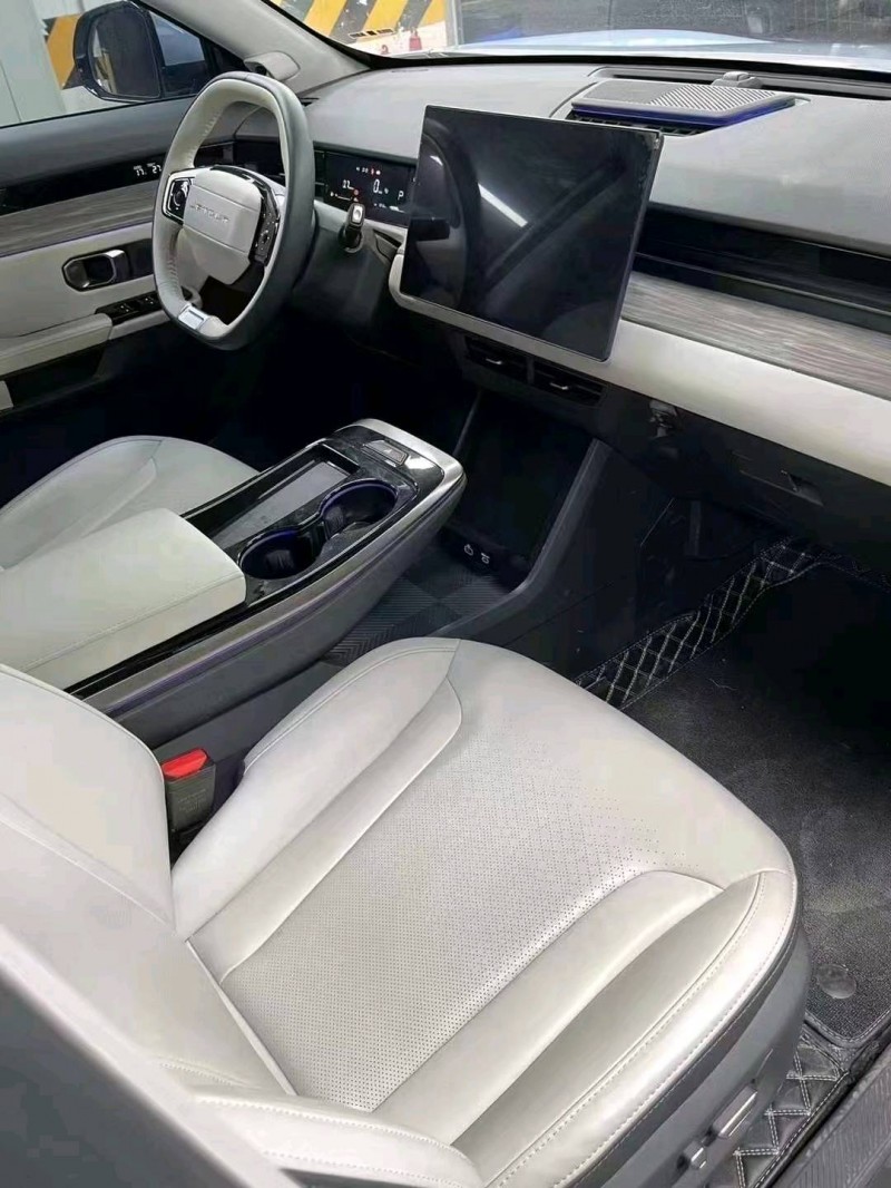 成都22年奇瑞捷途大圣8