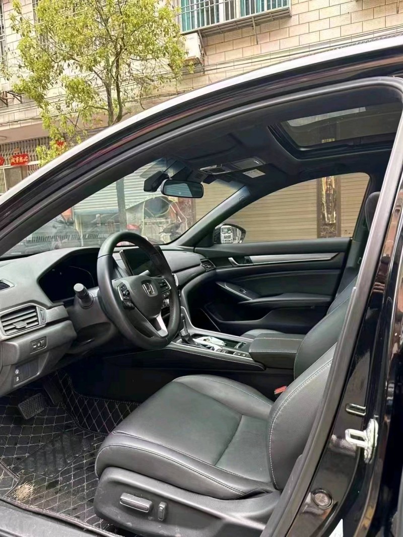 邵阳22年本田英诗派2