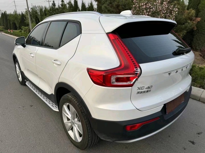 枣庄23年沃尔沃XC406