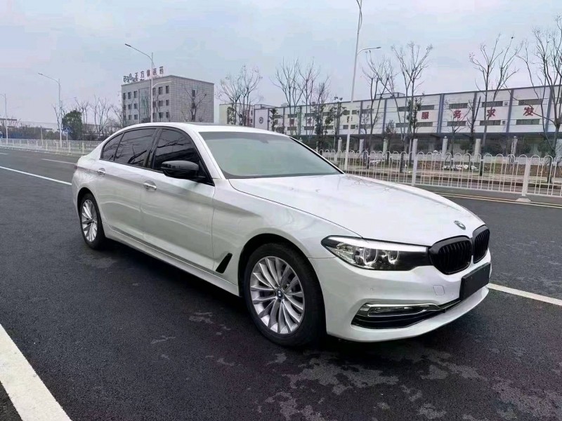 枣庄17年宝马5系3