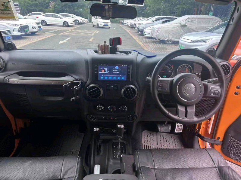 珠海13年Jeep牧馬人4