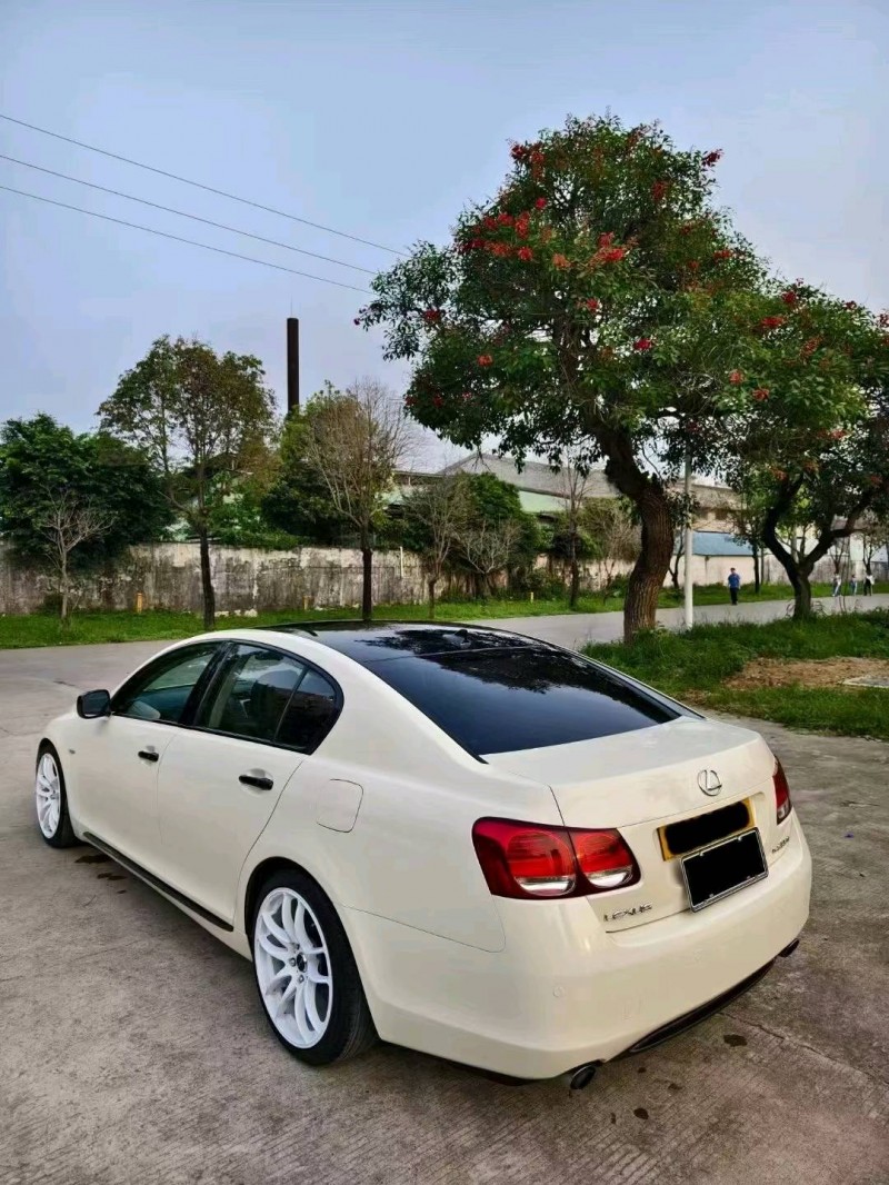 佛山13年雷克萨斯GS4