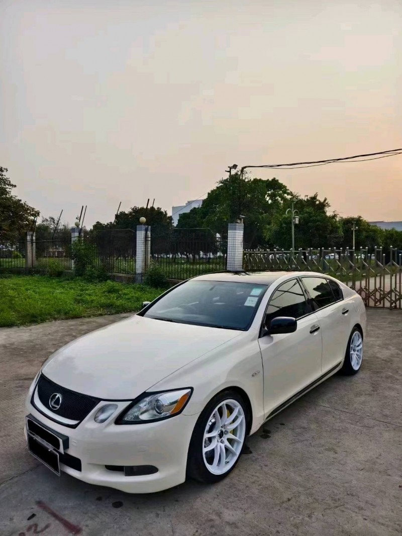 佛山13年雷克萨斯GS6