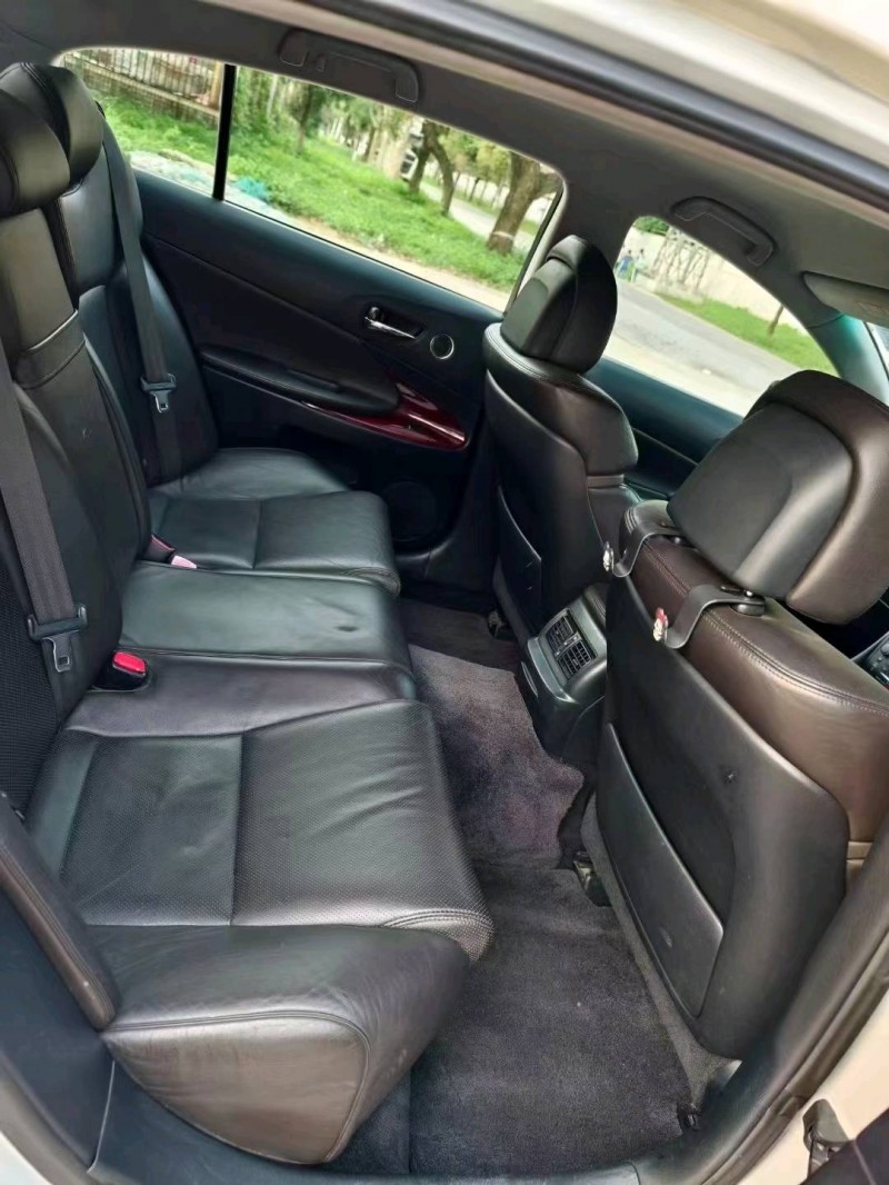 佛山13年雷克萨斯GS9