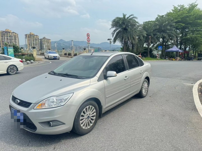 广州15年福特福克斯2