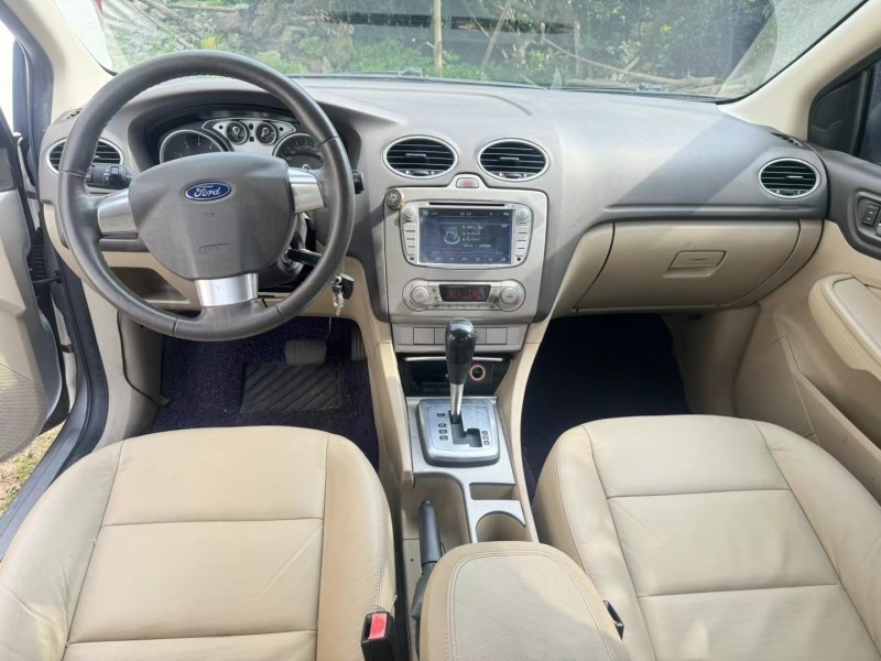 广州15年福特福克斯6