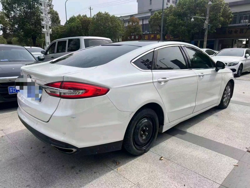 徐州17年福特蒙迪欧7