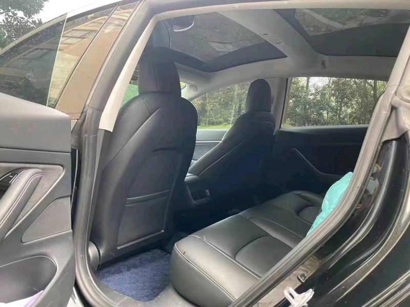 汕頭21年特斯拉MODEL 32