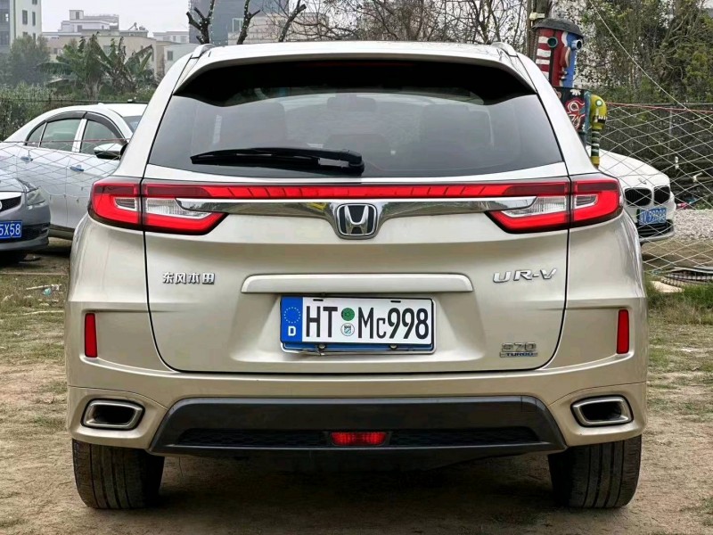 汕头19年本田URV8