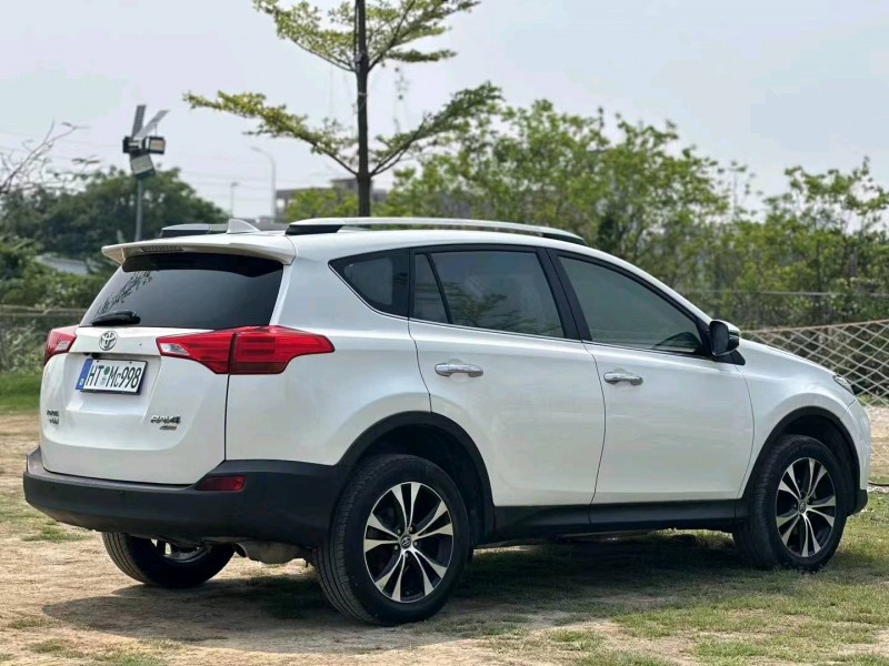 汕头15年丰田RAV4荣放9