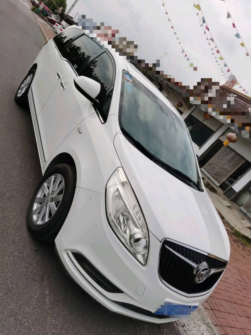 临沂18年别克GL83