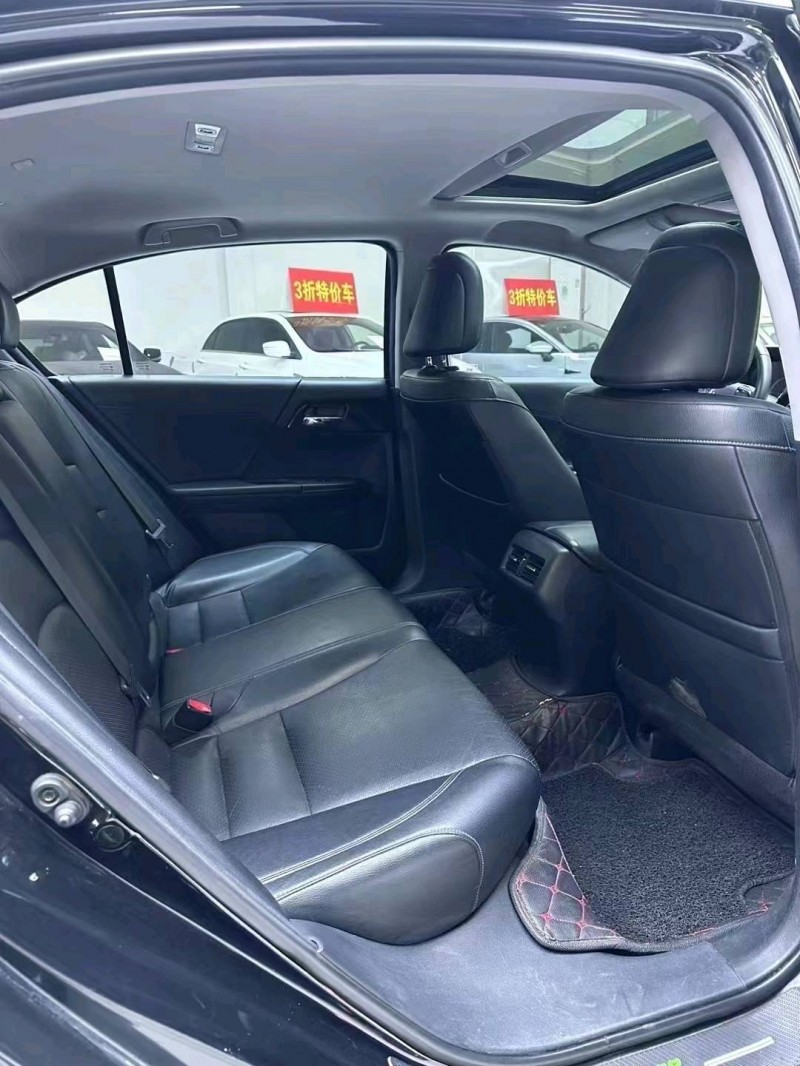 廊坊17年本田雅阁7