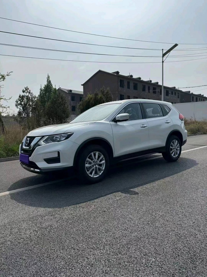 邯鄲24年日產奇駿2