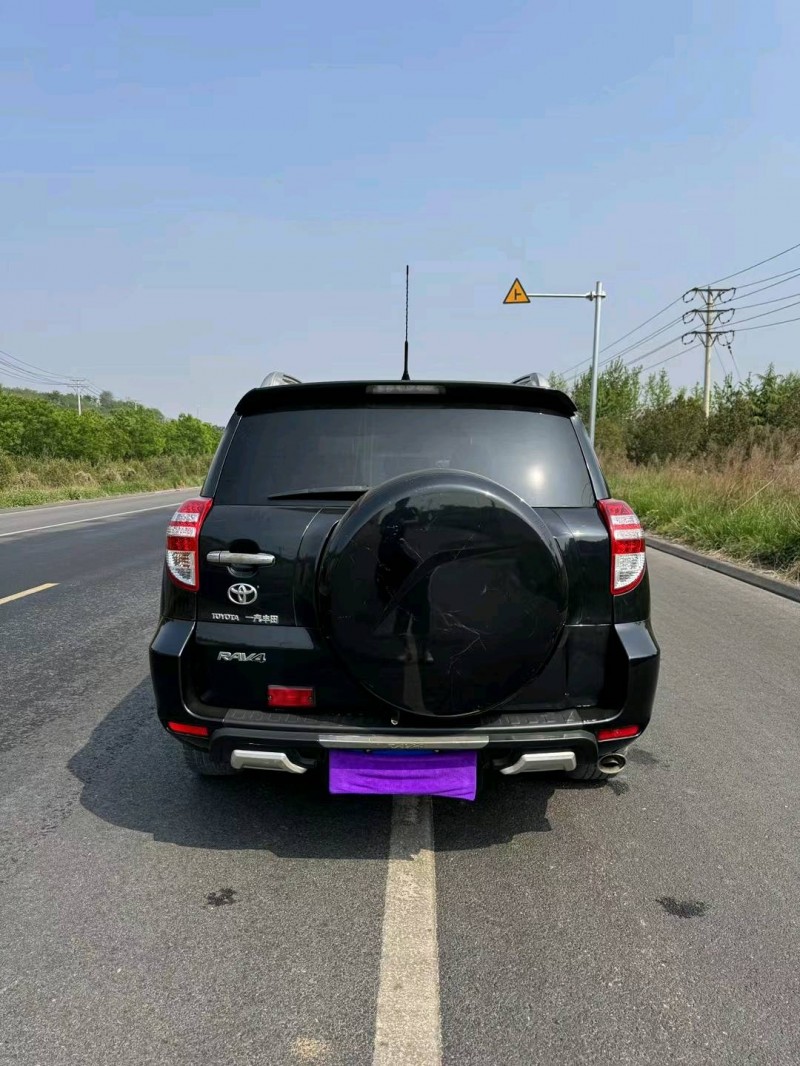 邯鄲13年豐田RAV48