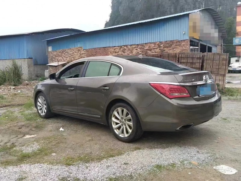 桂林16年别克君越7