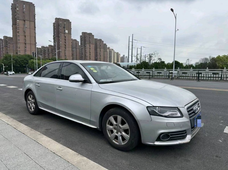 东营12年奥迪A4L3