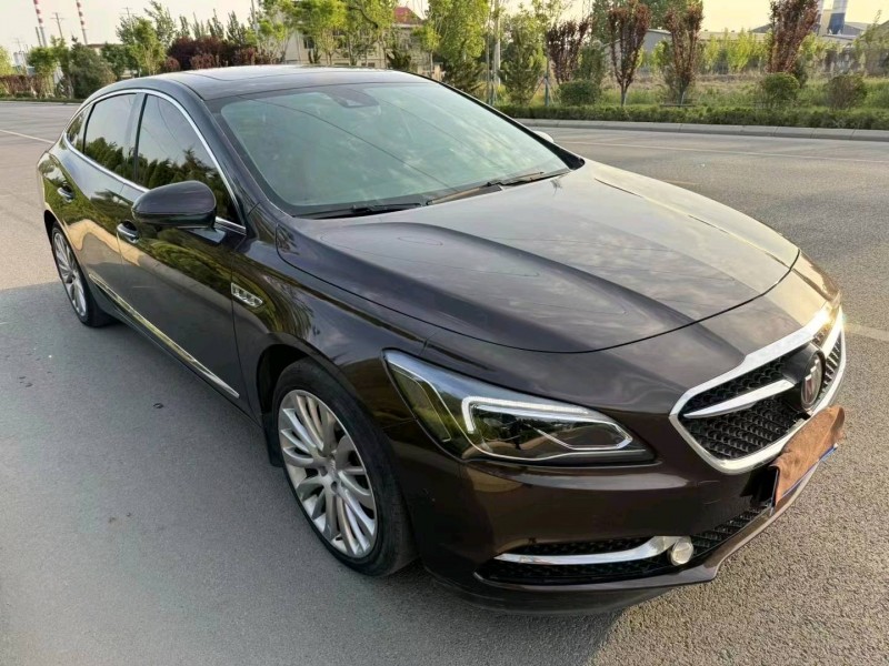 东营18年别克君越2