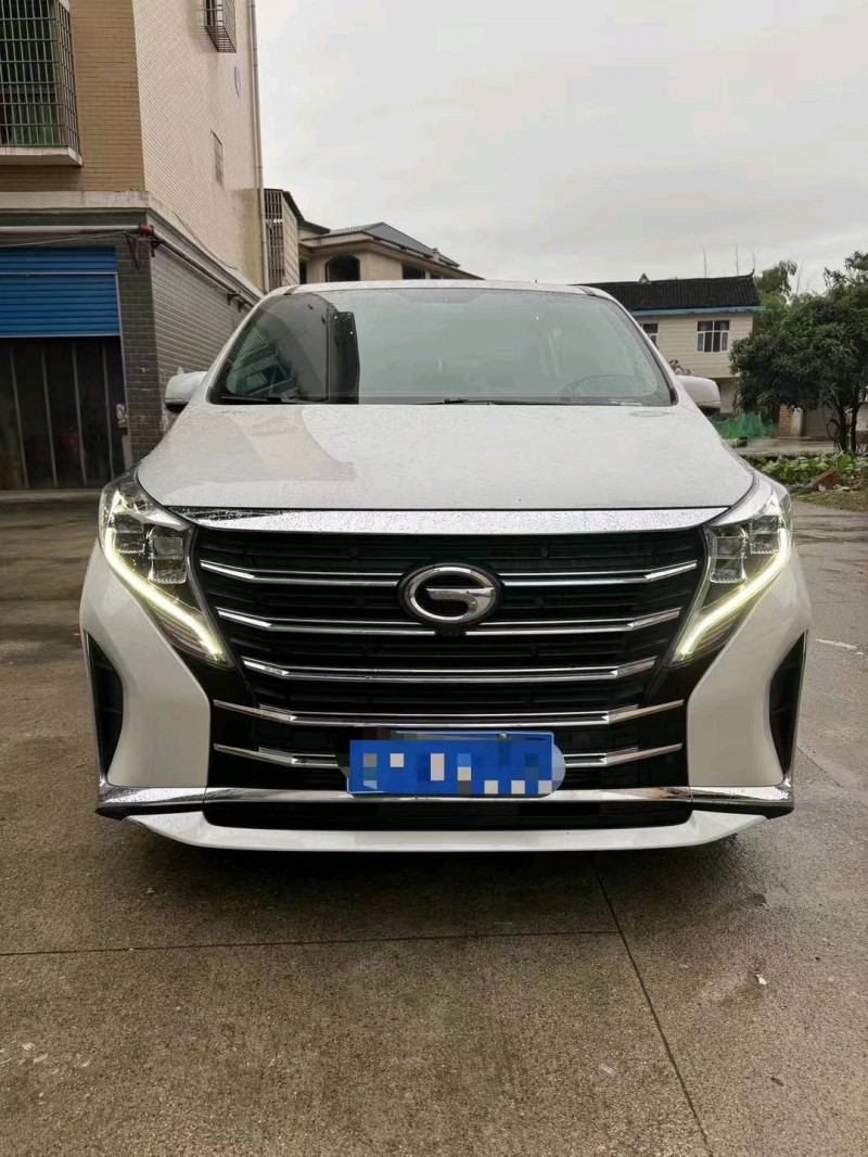 衡陽22年傳祺M81