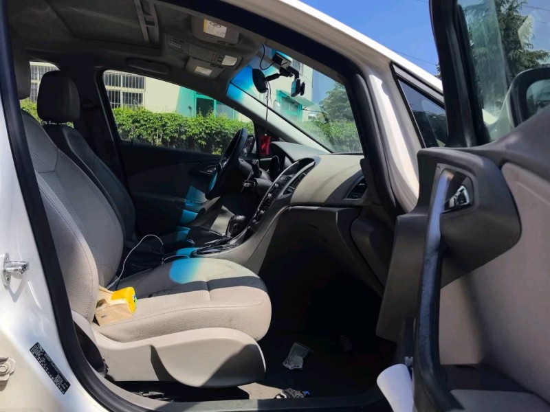 烟台13年别克英朗5