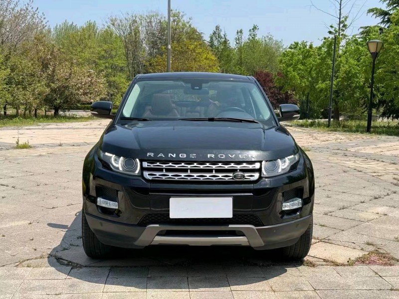 枣庄14年路虎极光1