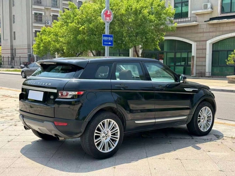 枣庄14年路虎极光4