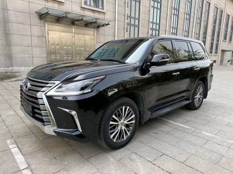 东营18年雷克萨斯LX2