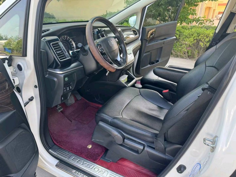 徐州18年本田艾力绅5